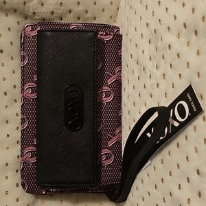 XOXO Wristlet